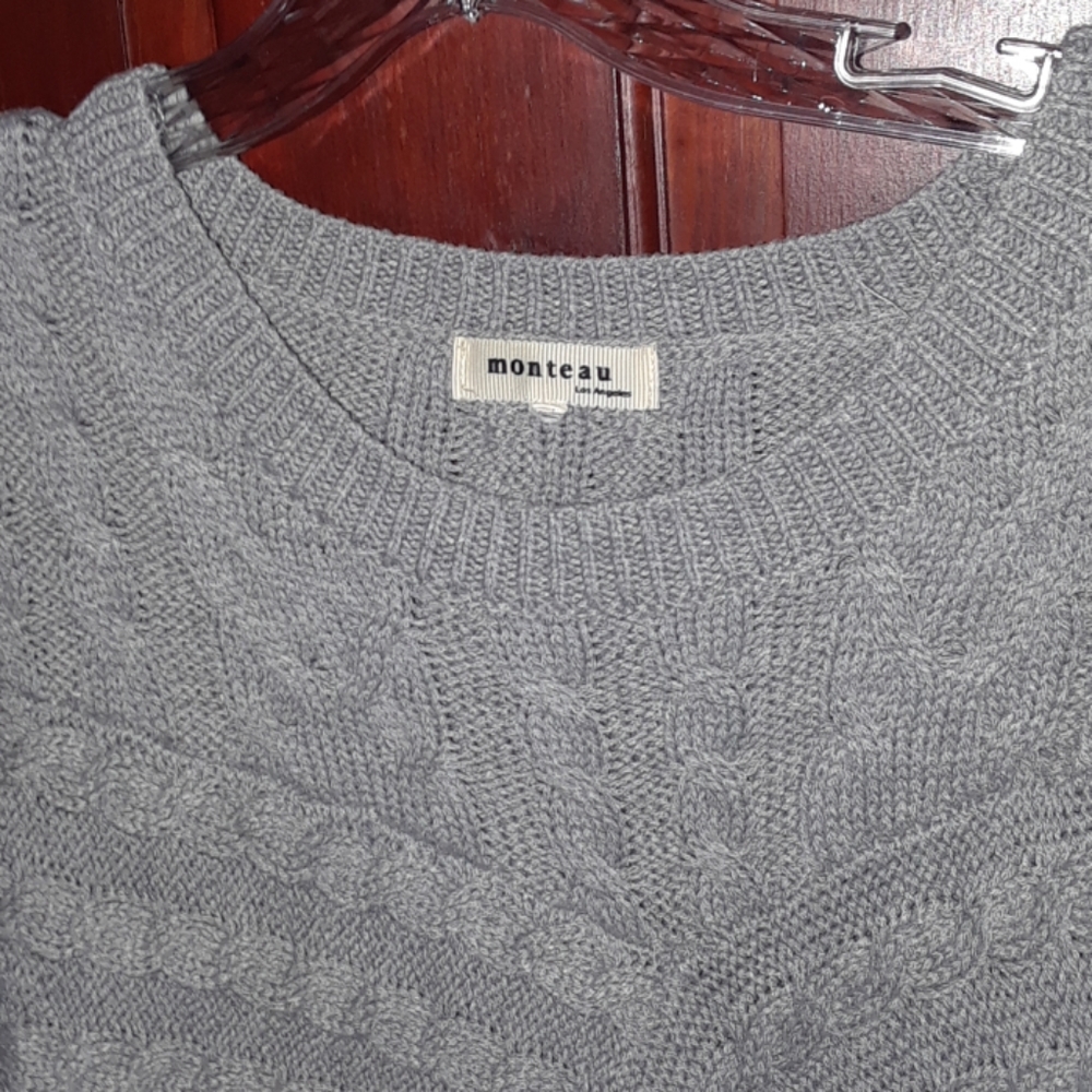 Sweater - Picture 2 of 3